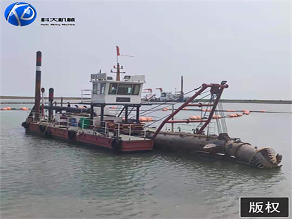 12寸液压绞吸船在河北唐山使用一年客户满意